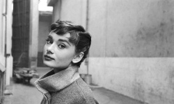 5 уроков стиля от Одри Хепберн: каким правилам следовала икона стиля XX века