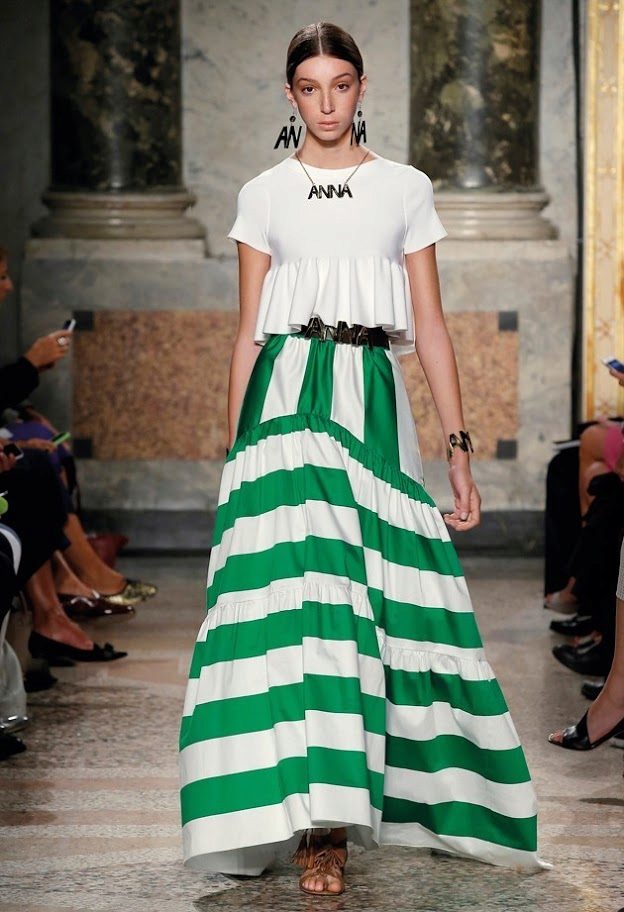 длинная пышная юбка в бело-зеленую полоску